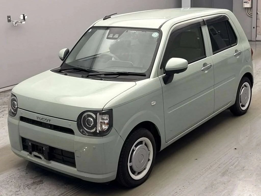Daihatsu Mira Tocot LA550S 2018